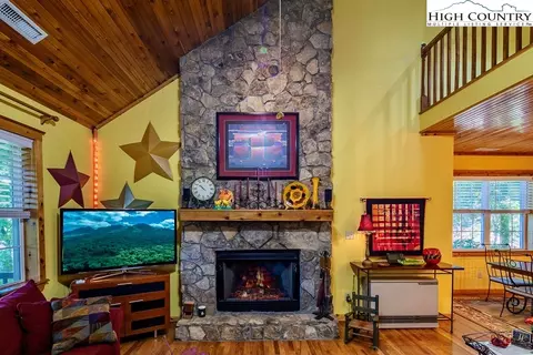 120 High Rock Dr, Todd, NC 28684 photo 5