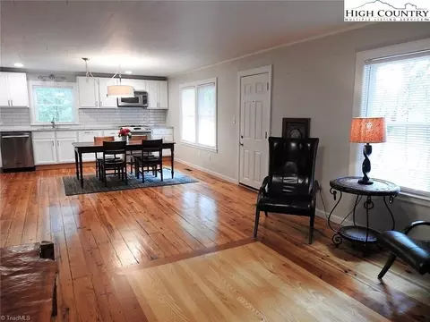 319 Burcham Rd, State Road, NC 28676 photo 4