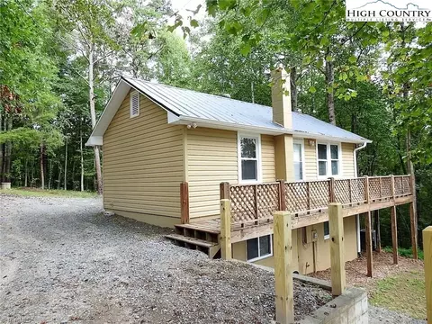 319 Burcham Rd, State Road, NC 28676 photo 16