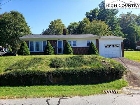 366 Farthing St, Boone, NC 28607 photo 1