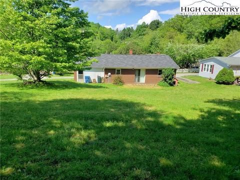 366 Farthing St, Boone, NC 28607 photo 3