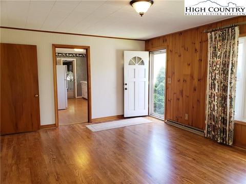 366 Farthing St, Boone, NC 28607 photo 7