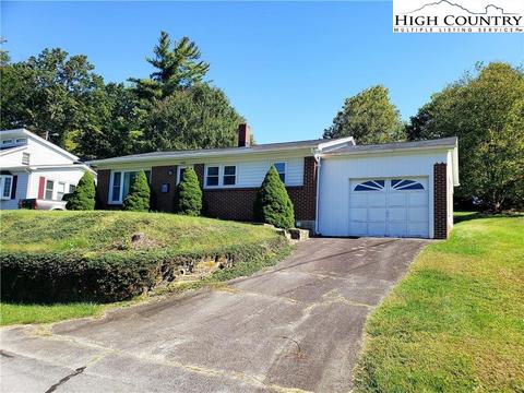 366 Farthing St, Boone, NC 28607 photo 2