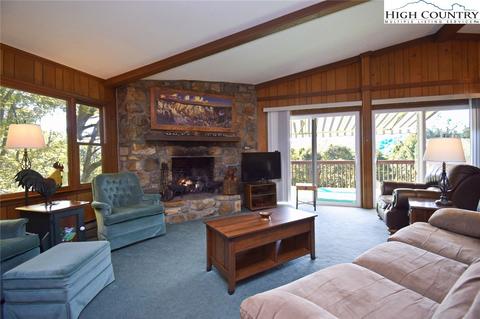 377 Buckeye Ln, Seven Devils, NC 28604 photo 6