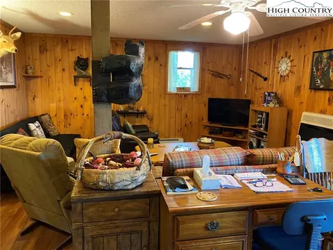 194 Ash Loop, Newland, NC 28657 photo 17