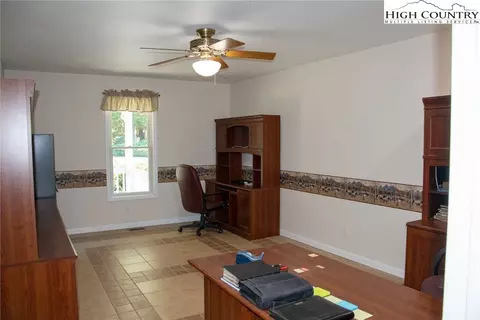 213 E Creekside Trl, Jefferson, NC 28640 photo 20