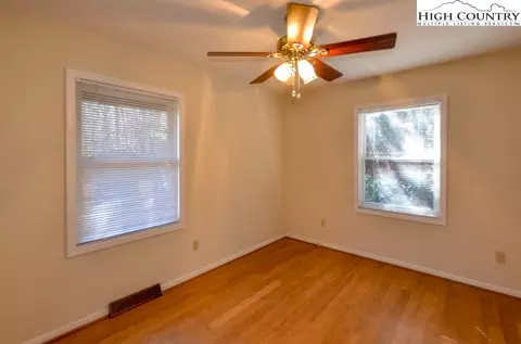 590 Dick Watson Rd, Deep Gap, NC 28618 photo 6