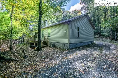 102 Wild Daisy Ct, Beech Mountain, NC 28604 photo 18