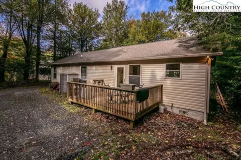 102 Wild Daisy Ct, Beech Mountain, NC 28604 photo 17