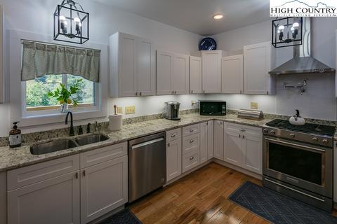 156 Crossmor Dr, Todd, NC 28684 photo 20