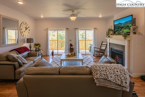 156 Crossmor Dr, Todd, NC 28684 photo 7