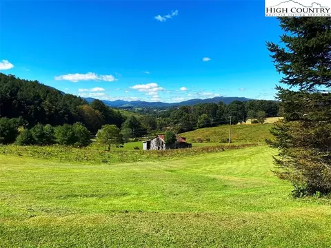 680 Wagoner Access Rd, Jefferson, NC 28640 photo 4