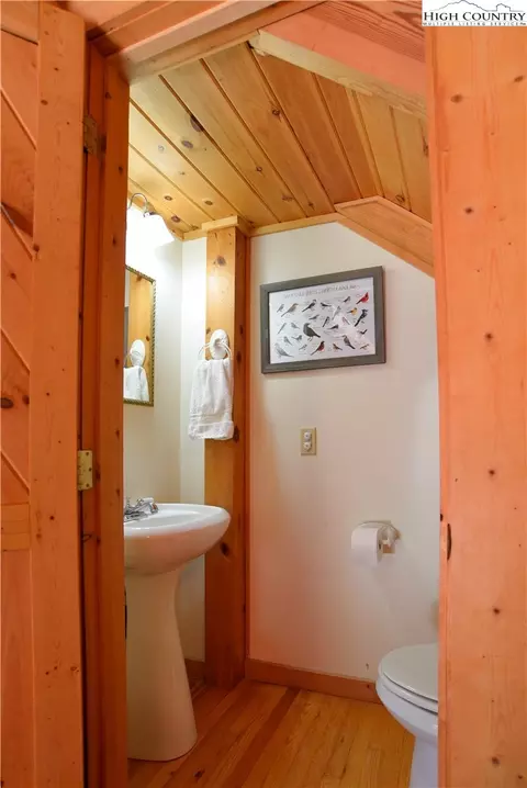 255 Rainbow Mountain Rd, Boone, NC 28607 photo 8