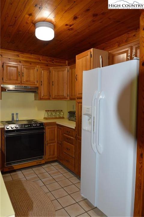 91 Parkview Dr, Sparta, NC 28675 photo 7