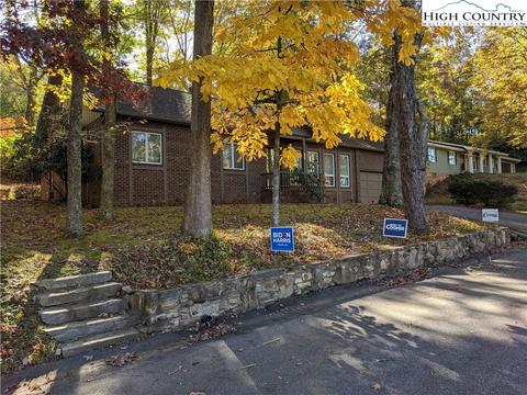 145 Arbor Lane Ln, Boone, NC 28607 photo 3