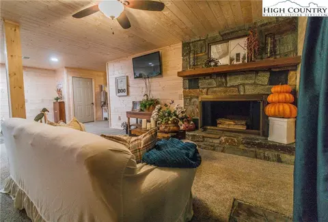 207 Wishbone Dr, Deep Gap, NC 28618 photo 42