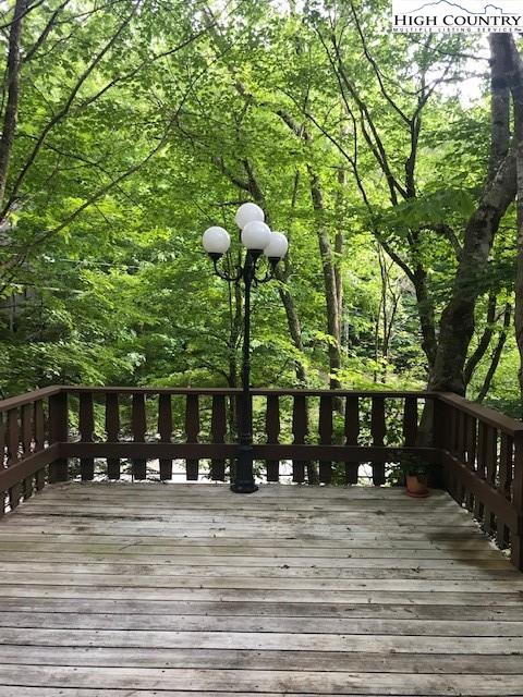 202-204 Spring Branch Rd, Beech Mountain, NC 28604 photo 11