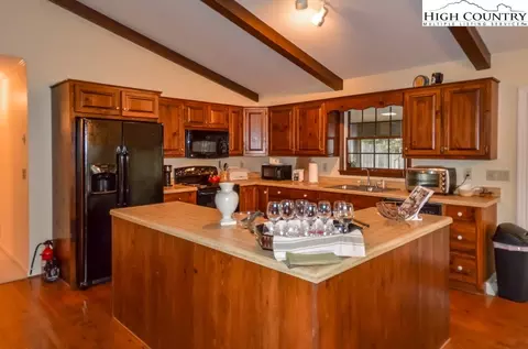 289 Eagle Dr, Boone, NC 28607 photo 9