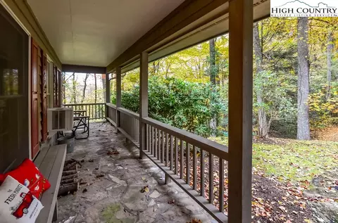 289 Eagle Dr, Boone, NC 28607 photo 4