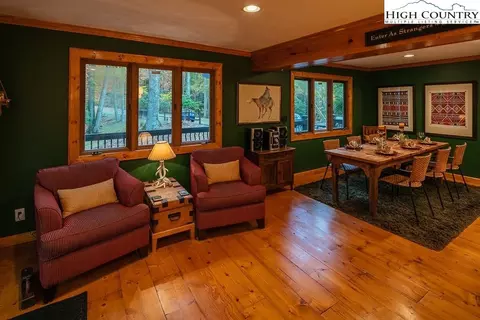 104 Ivy Ln, Beech Mountain, NC 28607 photo 4