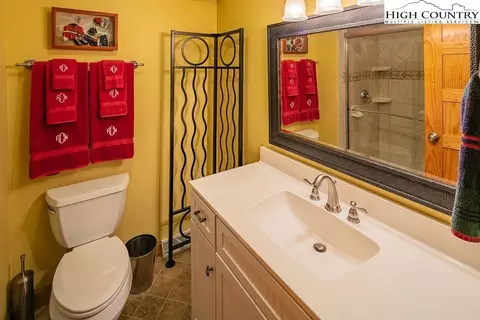 104 Ivy Ln, Beech Mountain, NC 28607 photo 20