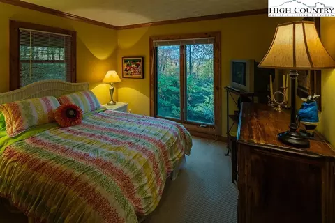 104 Ivy Ln, Beech Mountain, NC 28607 photo 18
