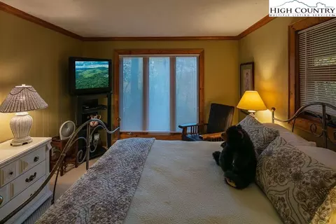 104 Ivy Ln, Beech Mountain, NC 28607 photo 15