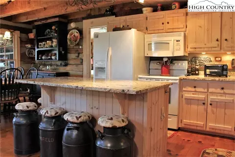 177 Old Mill Rd, Todd, NC 28684 photo 11