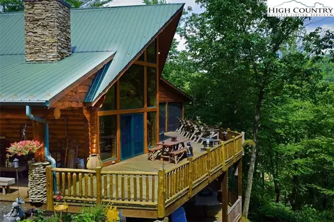 350 Shady Falls Dr, Deep Gap, NC 28618 photo 10
