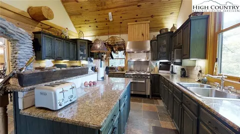 350 Shady Falls Dr, Deep Gap, NC 28618 photo 31