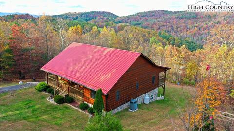 291 Skyview St, Deep Gap, NC 28618 photo 2