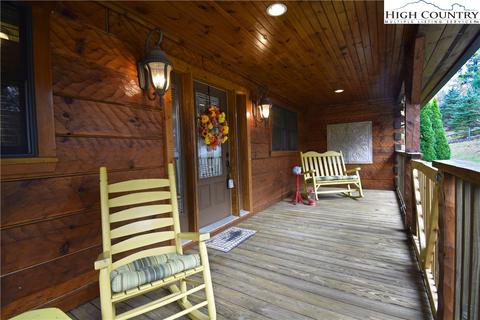 291 Skyview St, Deep Gap, NC 28618 photo 3