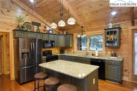 291 Skyview St, Deep Gap, NC 28618 photo 11
