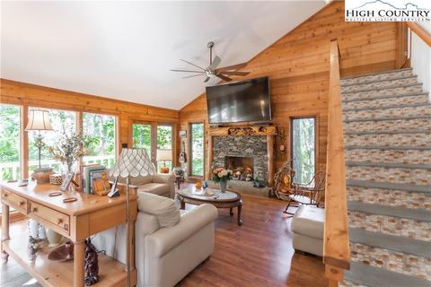 270 Tree Top Ridge Ln, Boone, NC 28607 photo 11