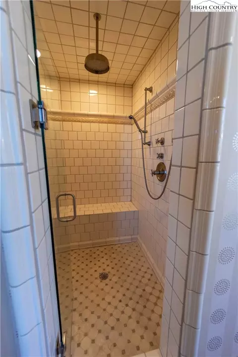 871 Fox Den Ln, Sparta, NC 28675 photo 26