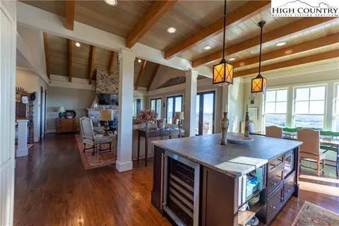 871 Fox Den Ln, Sparta, NC 28675 photo 13