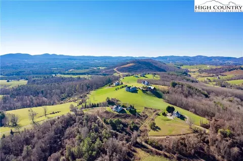 871 Fox Den Ln, Sparta, NC 28675 photo 44