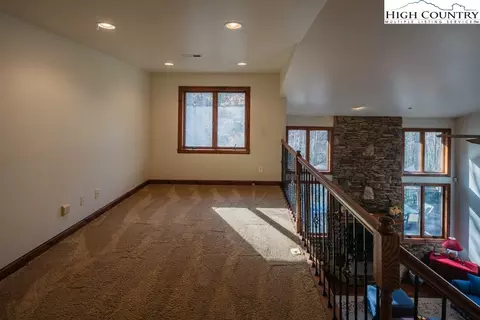 535 Pinnacle Ridge Rd, Beech Mountain, NC 28604 photo 19