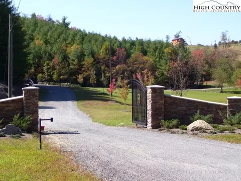 7 Bird Way, Glade Valley, NC 28627