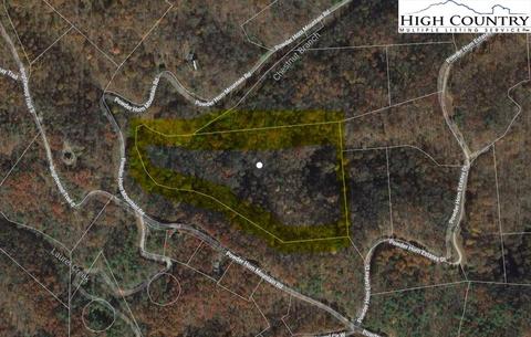 22 Powder Horn Mountain Road, Deep Gap, NC 28618