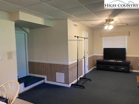 197 High Hollow Rd, Deep Gap, NC 28618 photo 14