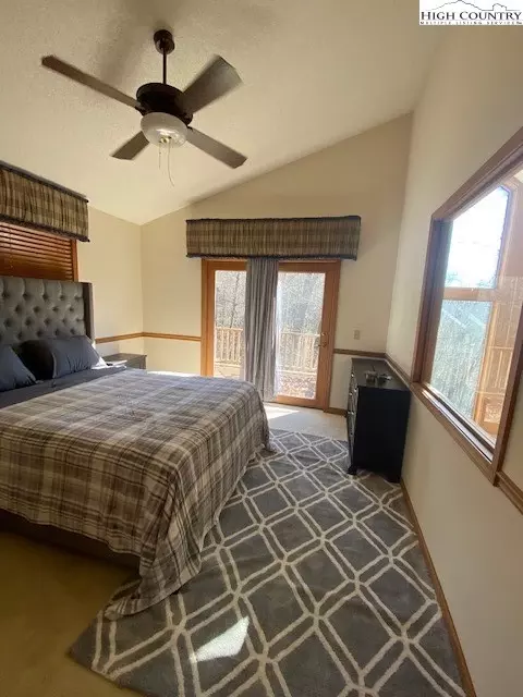 197 High Hollow Rd, Deep Gap, NC 28618 photo 10