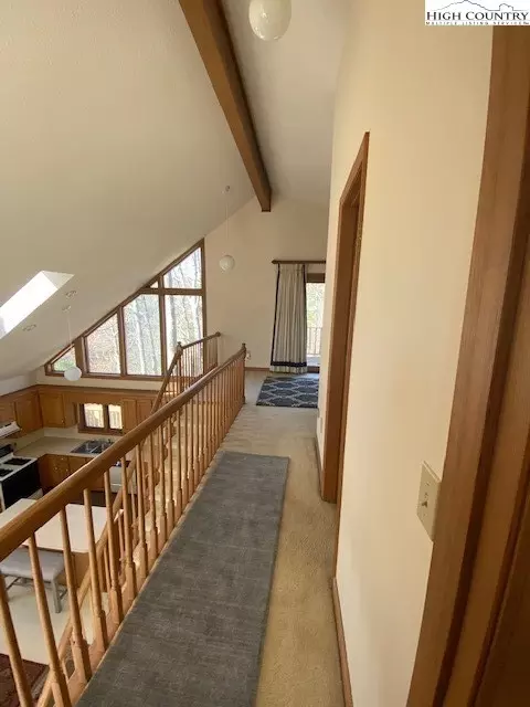 197 High Hollow Rd, Deep Gap, NC 28618 photo 11