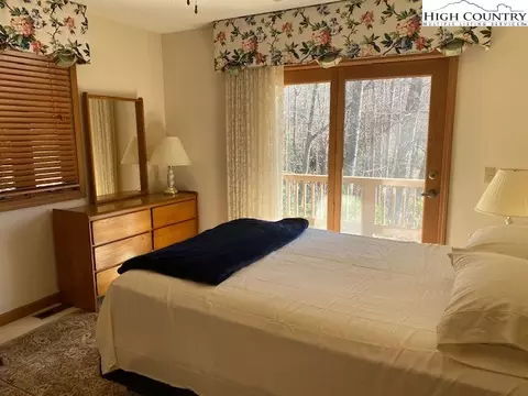 197 High Hollow Rd, Deep Gap, NC 28618 photo 22