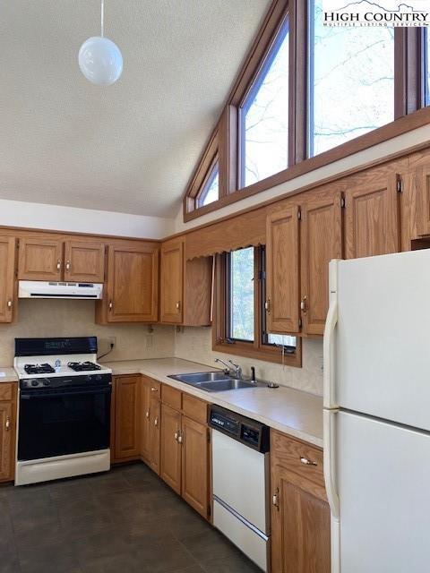 197 High Hollow Rd, Deep Gap, NC 28618 photo 13
