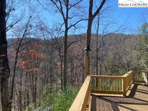 197 High Hollow Rd, Deep Gap, NC 28618 photo 21
