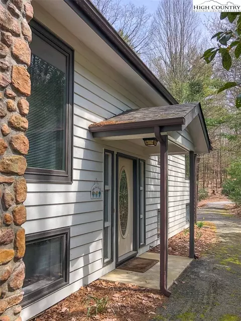83 Laurel Ln, Roaring Gap, NC 28668 photo 9