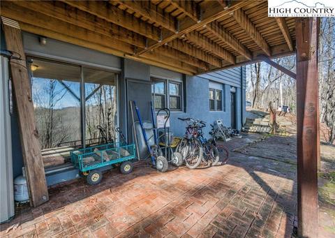 767 Hawk Ridge Rd, Deep Gap, NC 28618 photo 28