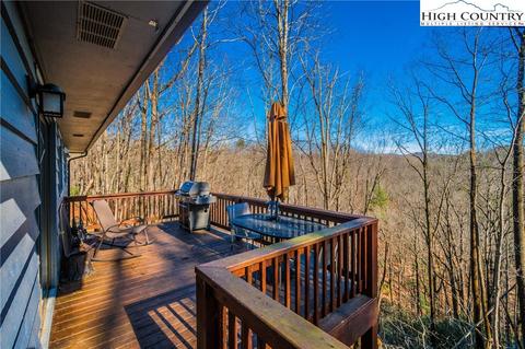 767 Hawk Ridge Rd, Deep Gap, NC 28618 photo 2