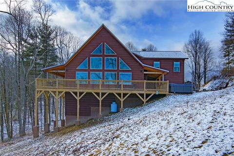 1427 Snaggy Mountain Blvd, Boone, NC 28607 photo 3
